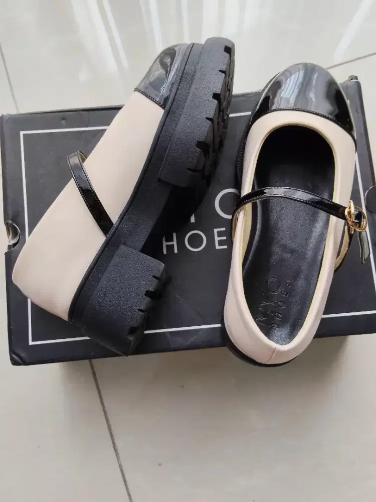 MYOSHOES Sepatu loafers Wedges
