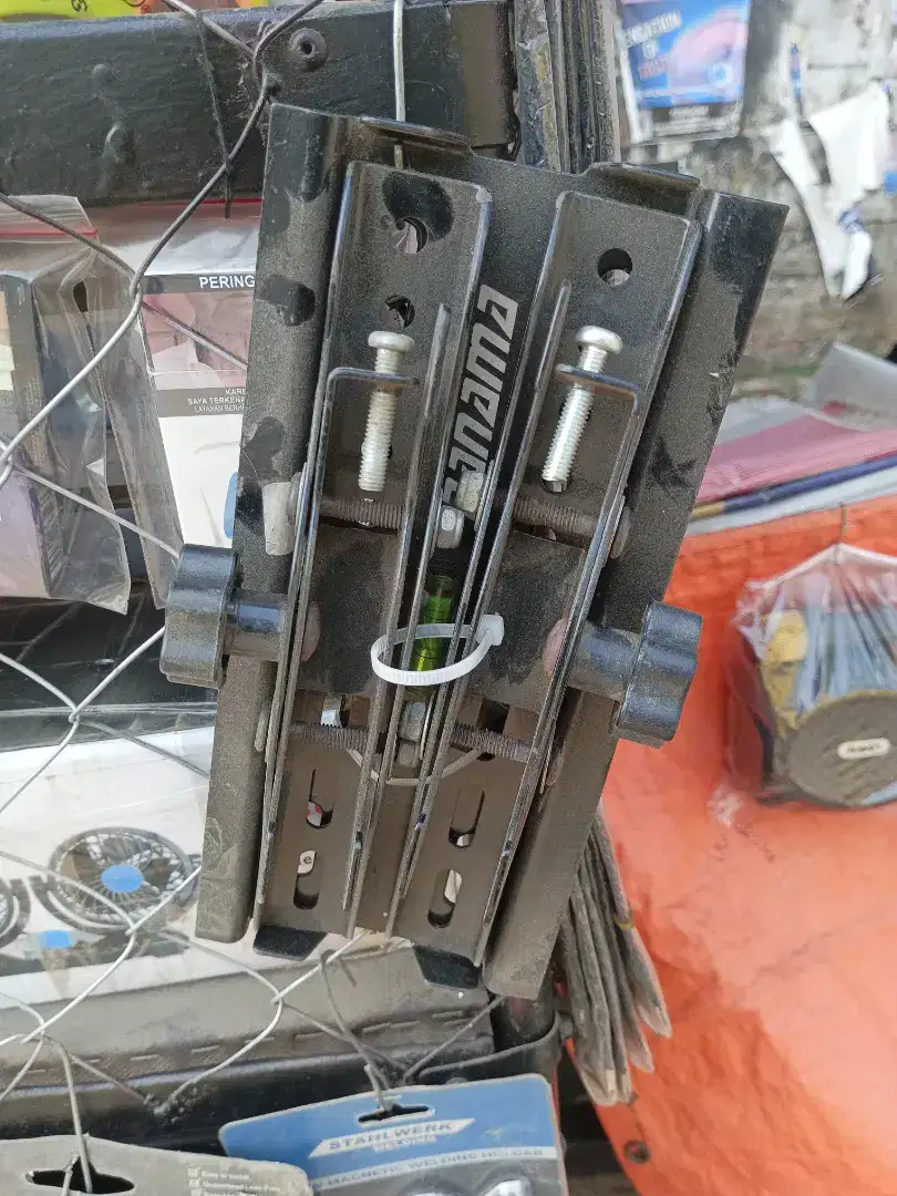 Breket TV LED Lcd