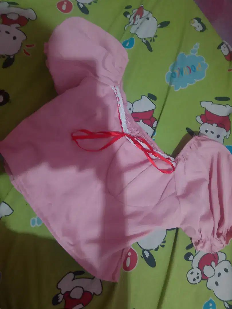 Baju crop dan rok celana
