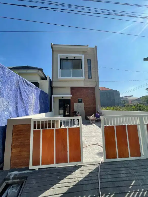 SUER ISTIMEWA BANGET RUMAH STRATEGIS