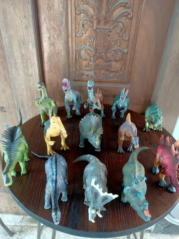 Mainan Dinosaurus