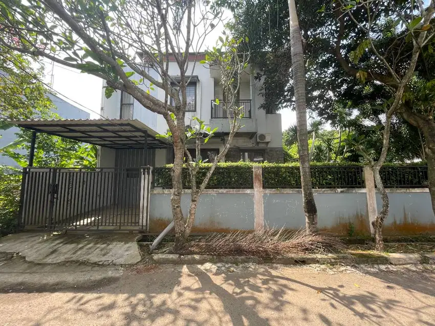 Dijual Cepat Rumah di Kencana Loka Bsd City