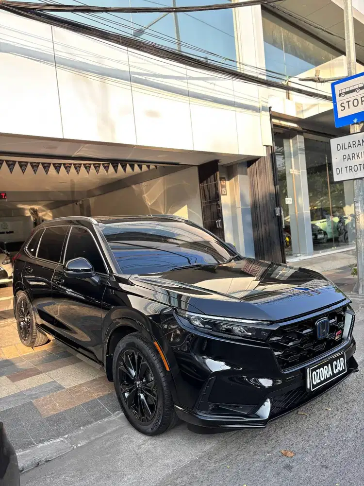 CRV Rs CVT Hybrid Km 17rb