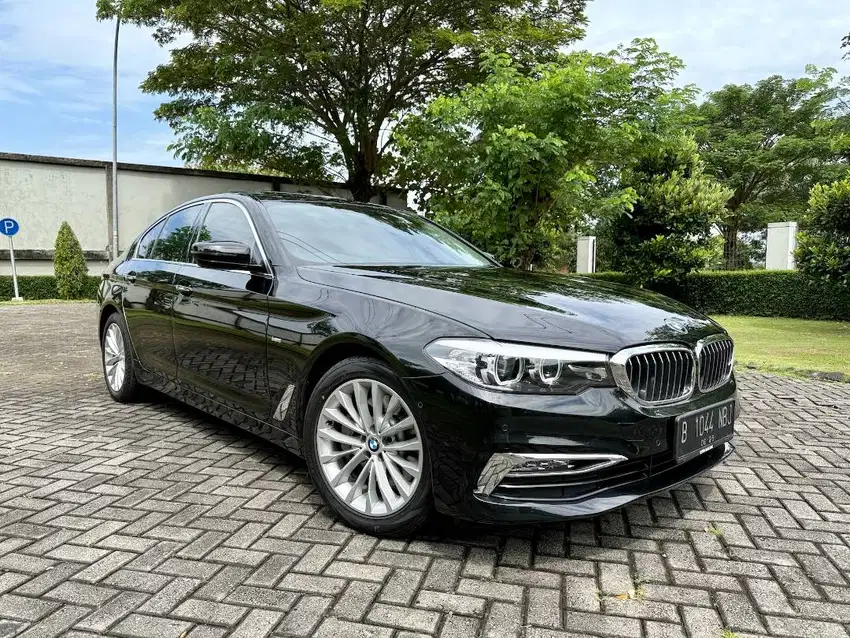 BMW 530i LUXURY 2018 BMW 530i 2018 BMW 530i 2019 530i dijual BMW G30