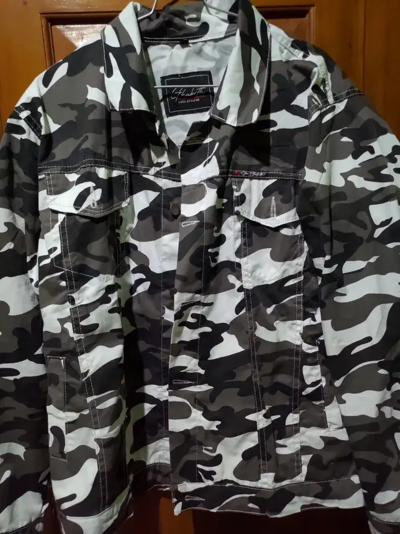 Jaket Army loreng putih