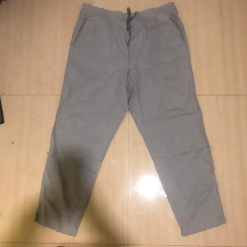 Celana drawstring UNIQLO