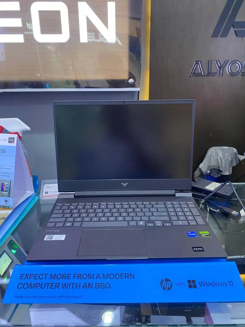 HP Victus 15-fa2715TX/Core i5-13420H/16GB/512GB SSD/RTX2050 4GB/15.6″