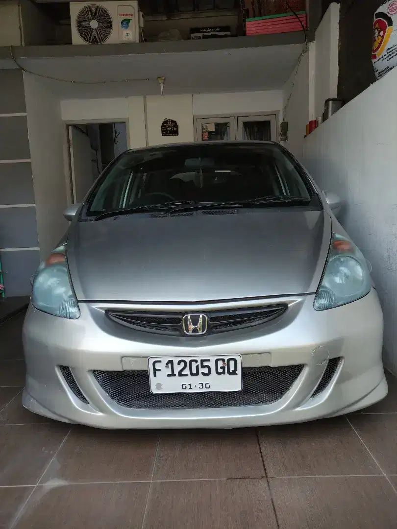 Honda jazz v-tec at 2005