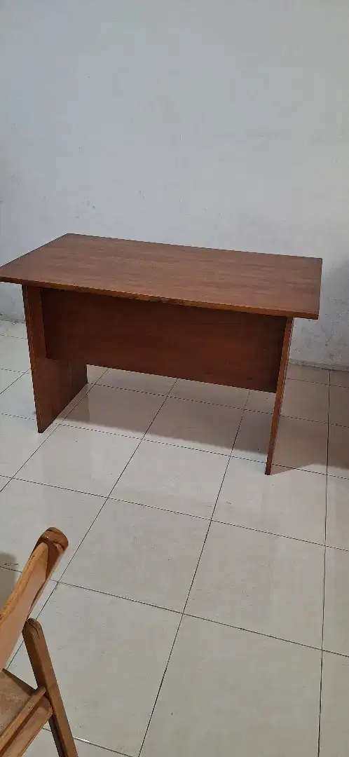 meja kerja tanpa laci