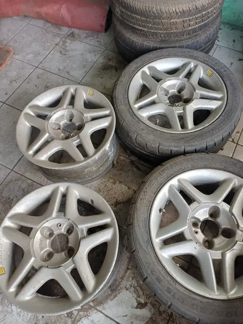 Velg momo original R15