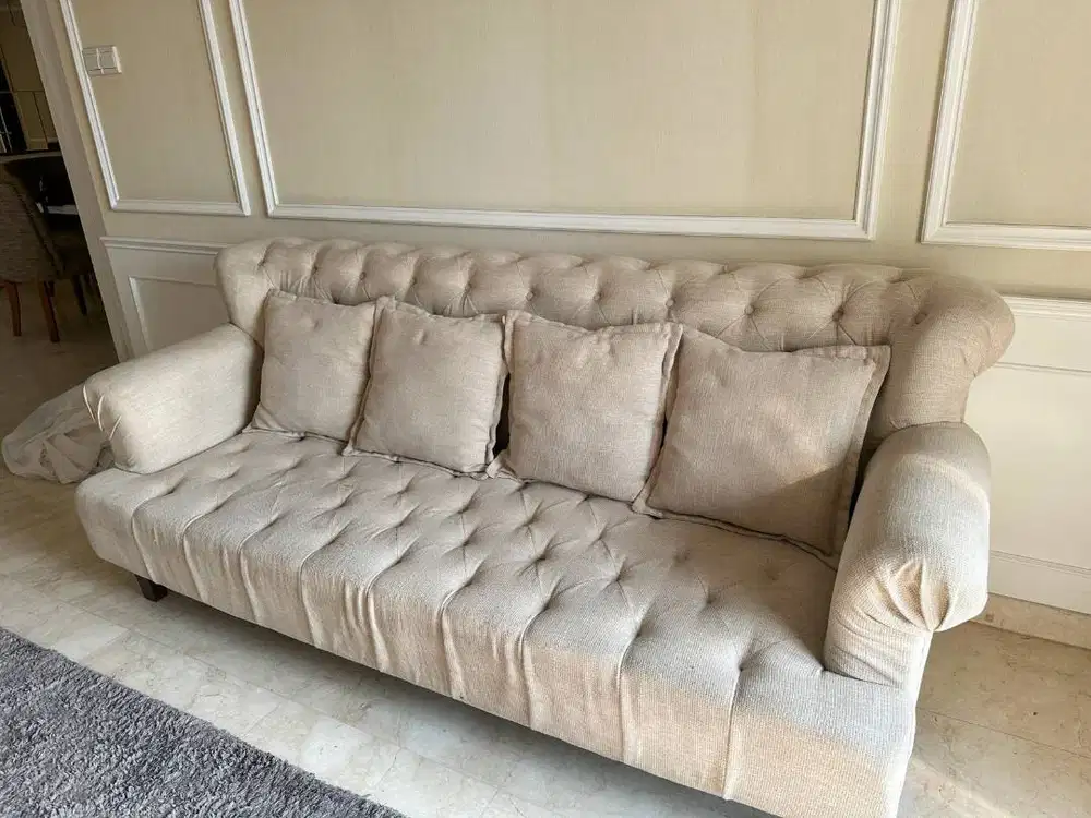 Sofa 3 Seater Desain Klasik – Bekas, Masih Bagus & Nyaman