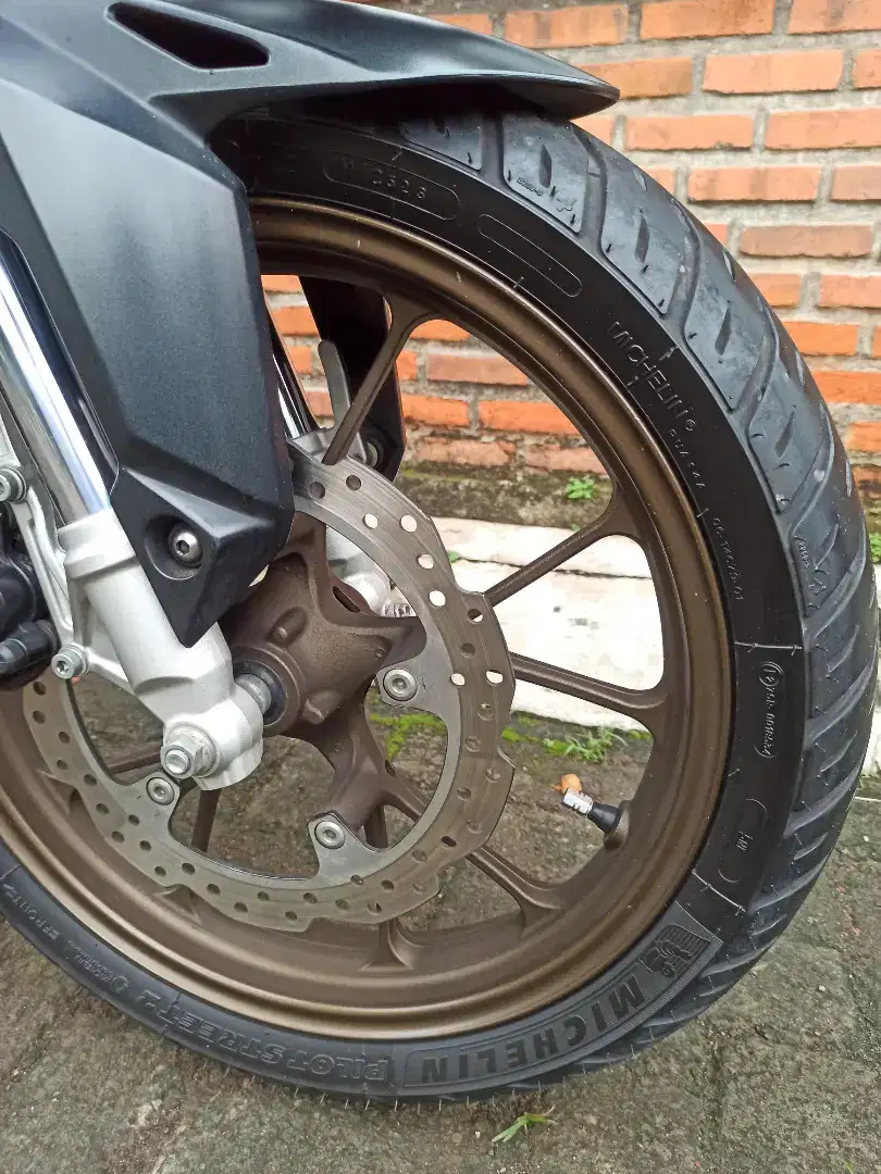Honda CB150R SE 2022/2023 Gress Istimewa pajak on panjang