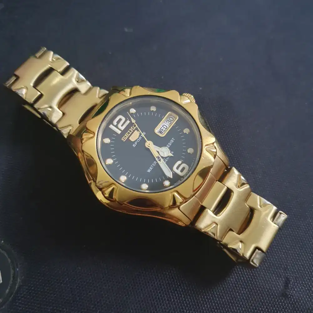 Jam seiko 5 automatic