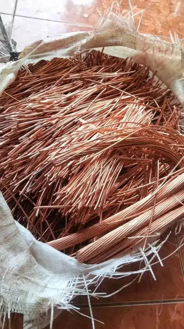 Terima barang logam seperti tembaga Kuningan dll