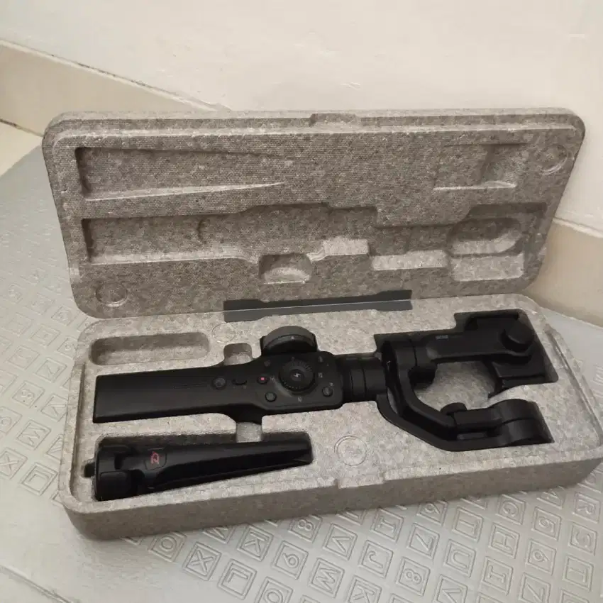 Gimbal stabilizer hp zhiyun smooth 4