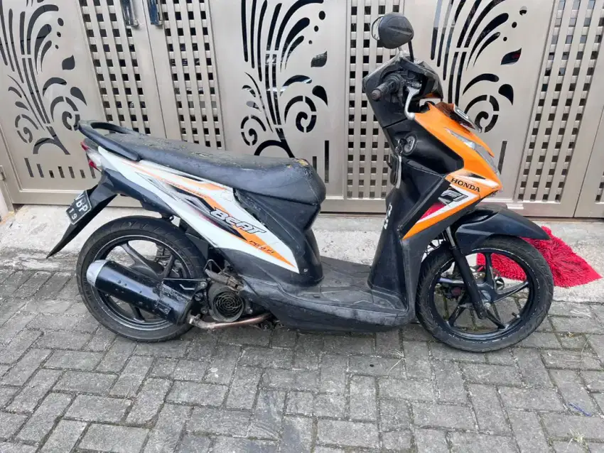 Honda beat tahun 2014