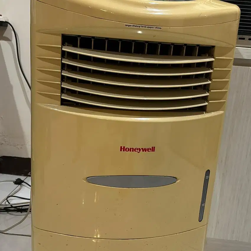 HONEYWELL EVAPORATIVE AIR COOLER CL20AE