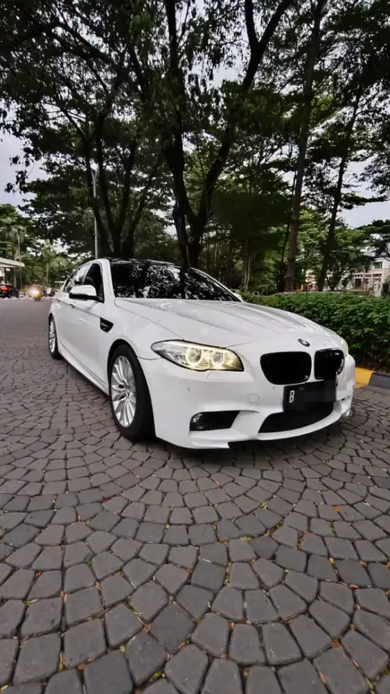 Dijual Bmw 528i Super Istimewa