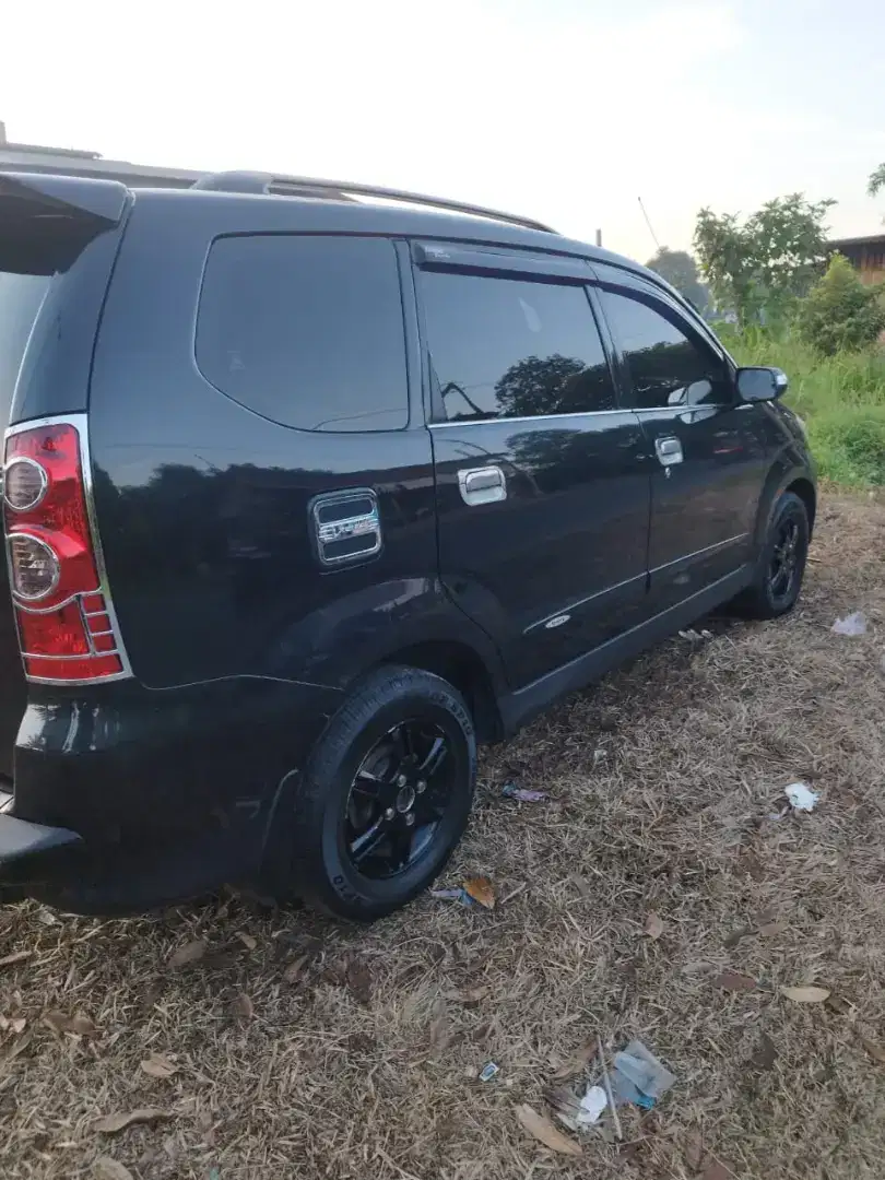 Jual mobil Xenia 2011 tipe seporti