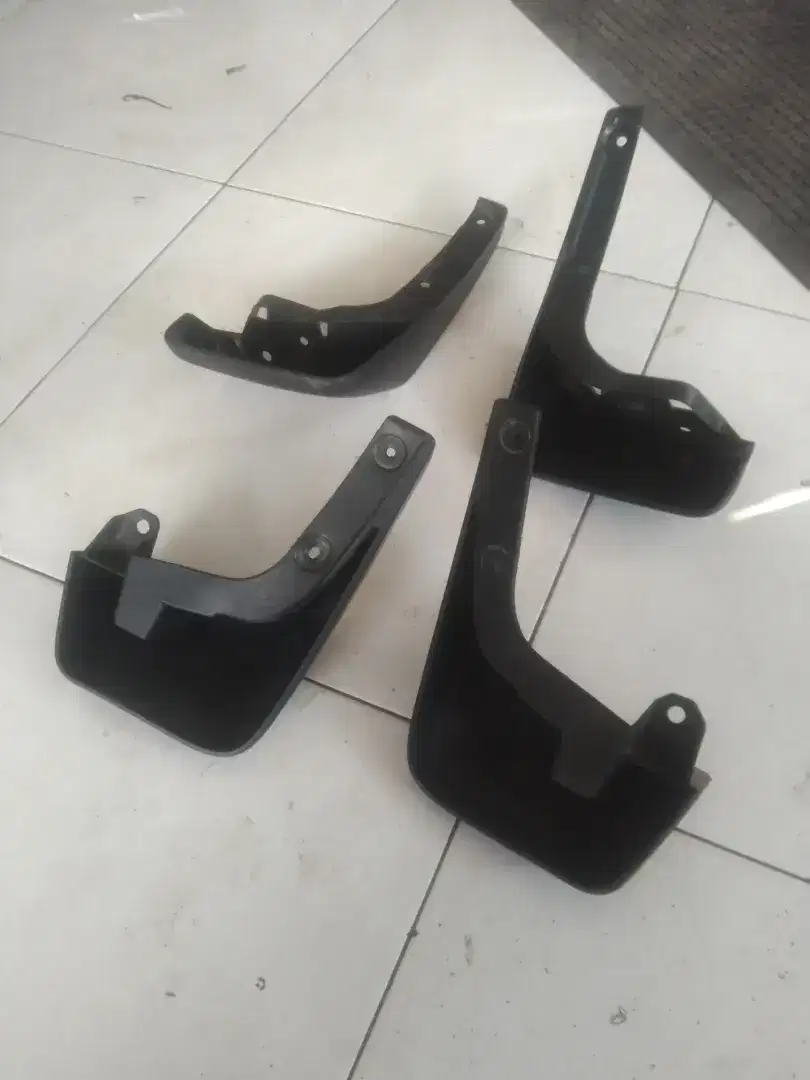 Dijual mud guard pelindung lumpur u Avanza