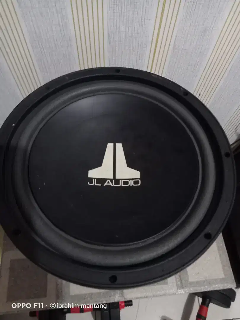 Speaker jl audio seri W3 v2 kondisi normal