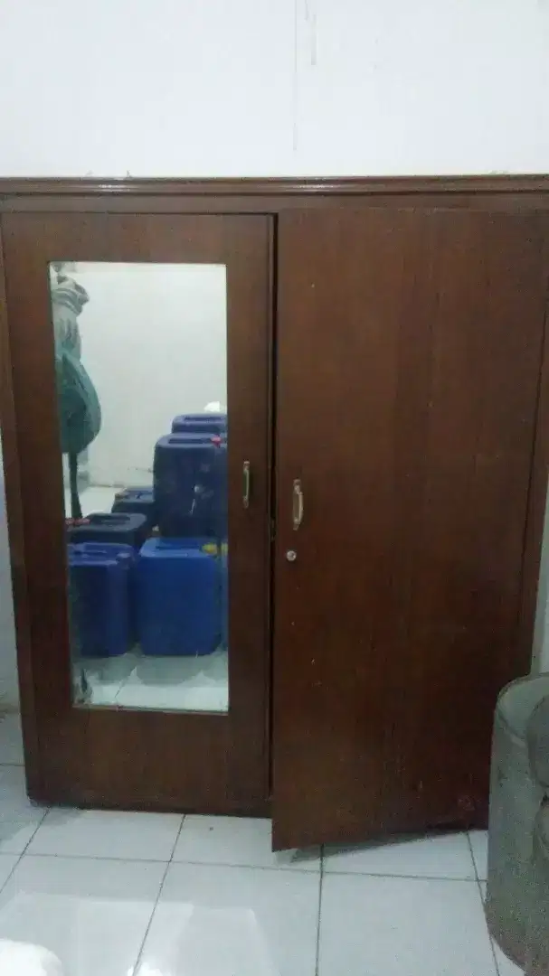 Almari jati 2pintu
