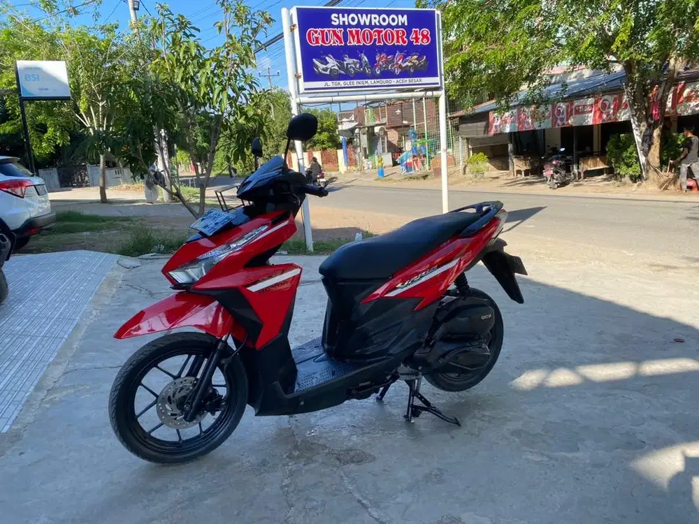 Di jual honda vario 125 tahun 2017