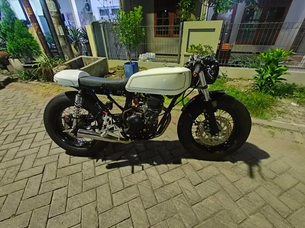 Scorpio cafe racer