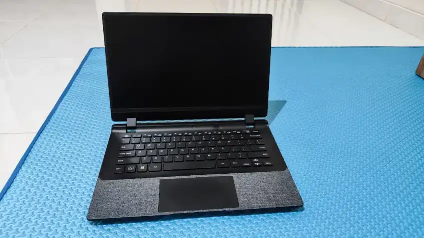Laptop Avita Essential 14