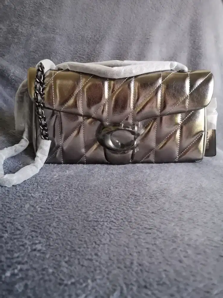 Tas Branded Coach Tabby26 Silver Metallic, Authentic Original, Baru