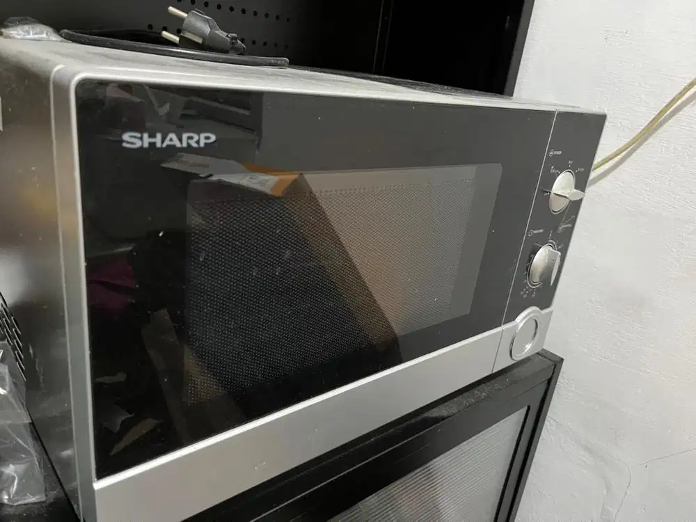 Microwave Sharp R21DO