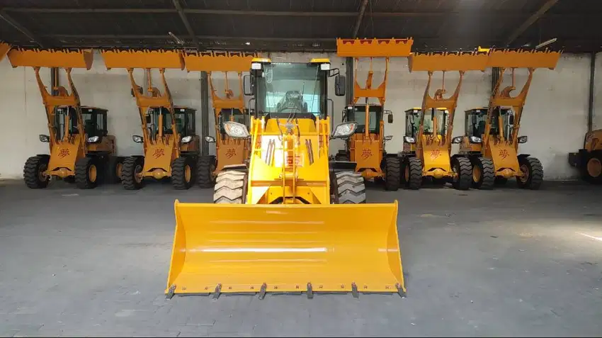 Kapasitas 1 - 3 Kubik Wheel Loader China Tangguh Sparepart Mudah Ready