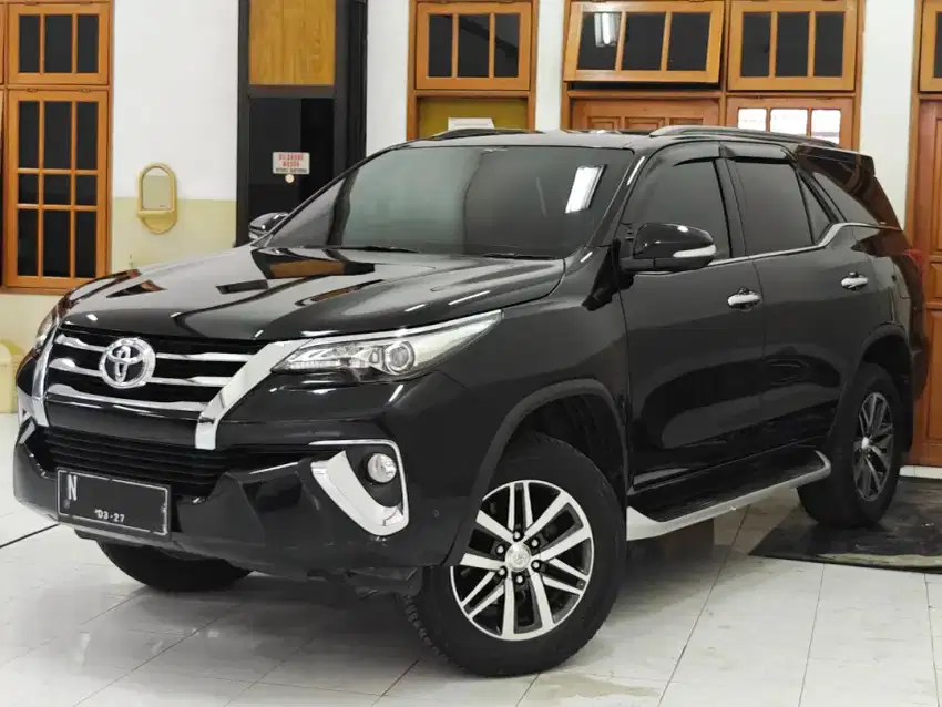 Km85rb Fortuner VRZ 2017 Diesel Automatic 2.4 AT Hitam N Tg1 Ori 2018