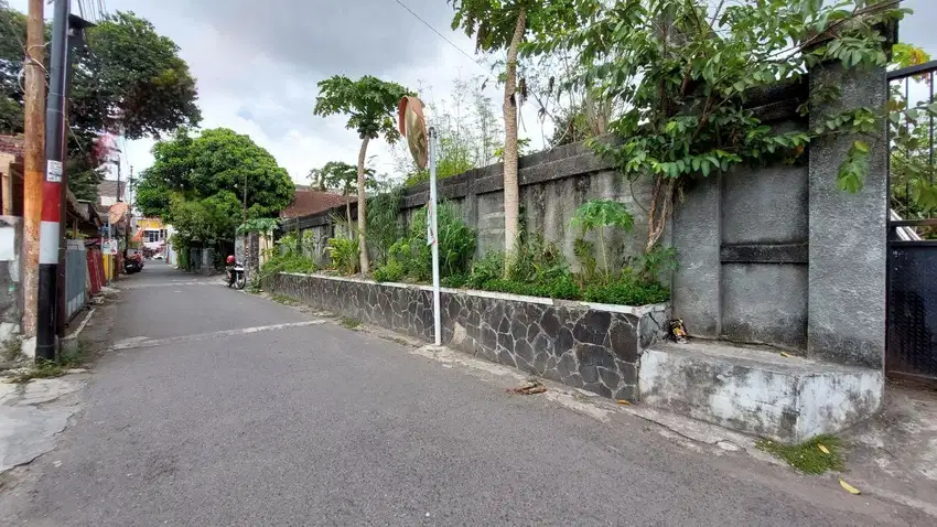 Tanah Istimewa daerah Taman Siswa Kota Jogja dekat Waroeng Steak