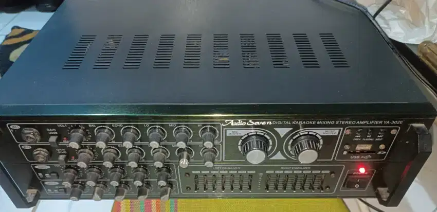 Digital Karaoke Mixing Stereo Amplifier YA-302E.