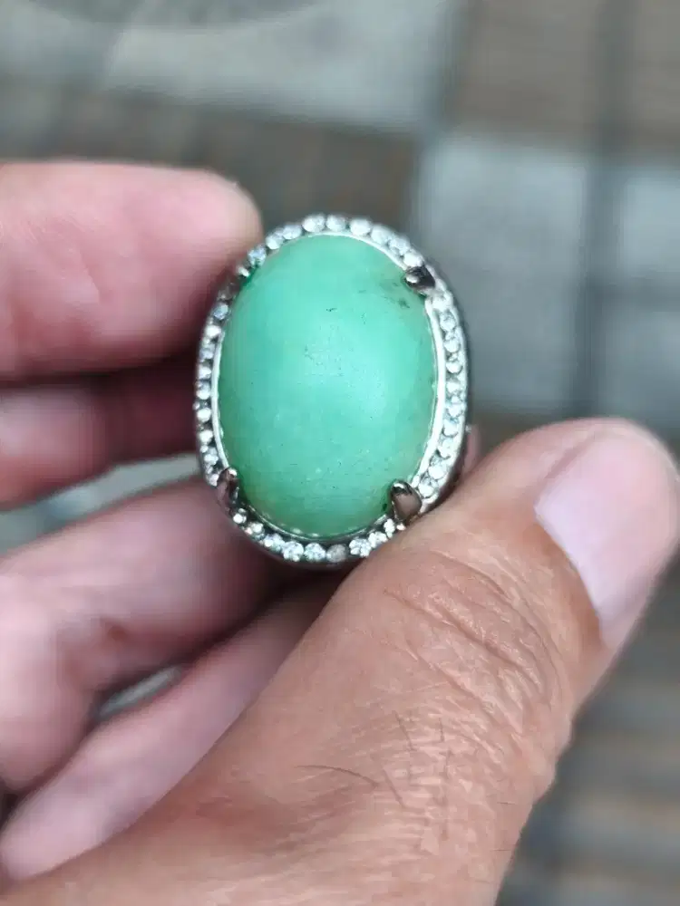 Cincin batu giok bau bau sulawesi 27*20*11 mm ring titanium