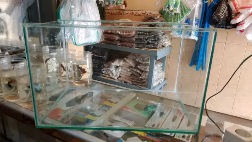 Aquarium 50x30x30 baru