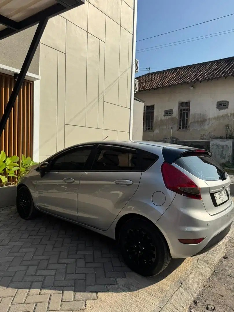 Ford Fiesta 2012 Trend AT 1.4 bensin