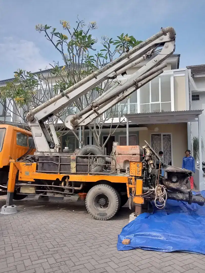 Tukang bangunan