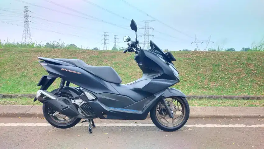 Honda PCX 160 ABS matte blue low KM 2024