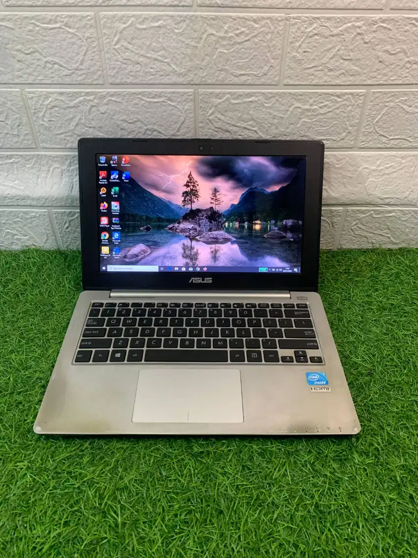 ASUS X201E INTEL CELERON 847 RAM 4GB SSD 128GB
