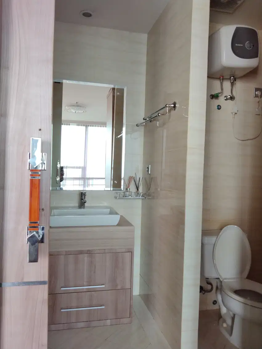 Sewa 1 Unit Ancol Mansion Lt. 50 dengan view mempesona