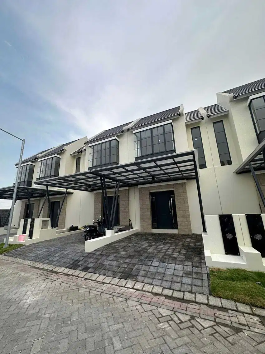 Rumah 2 Lantai Minimalis BARU Opra City Gresik