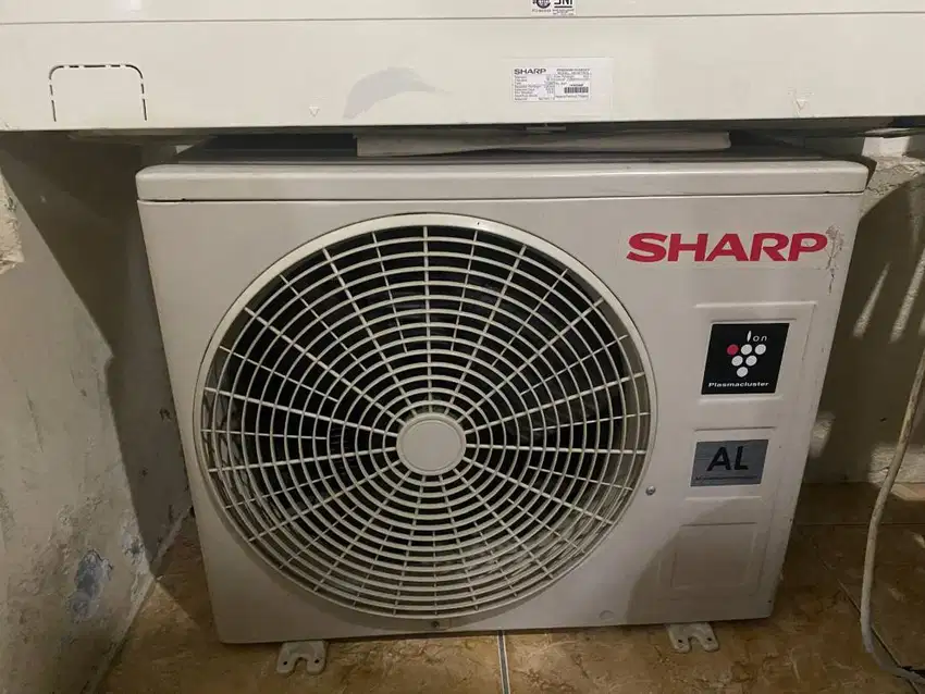 AC SHARP DINGIN POLLL GOODCOND