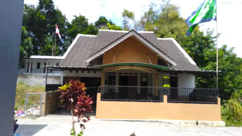 Dijual Rumah Utara Al Azhar Cairo Jakal Yogyakarta
