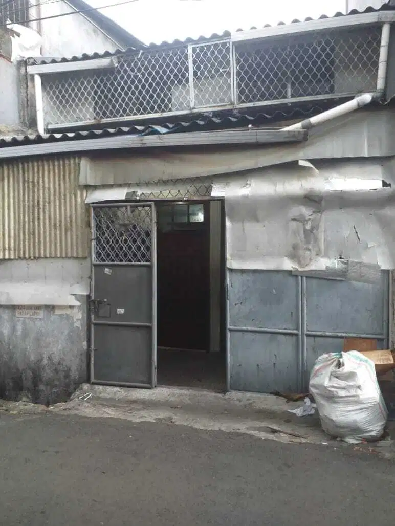 JUAL CEPAT!! Rumah Standart Jalan 1 Mobil di Pademangan, Bisa Nego