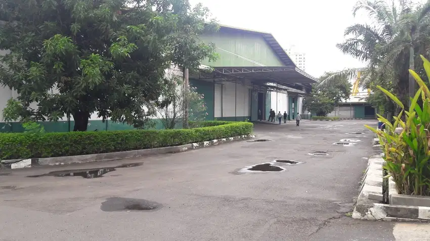 Disewakan gudang 3700m2 di pegangsaan 2 kelapa gading jakarta utara