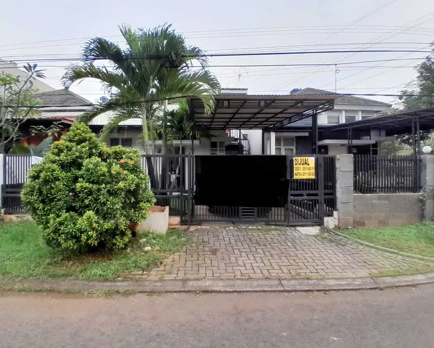 Rumah Cantik di Jalan Raya Boulevard Cibubur Country Lokasi Strategi