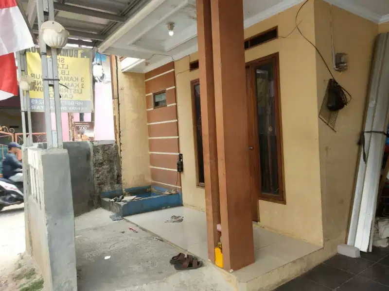 Jual Rumah luas 93 M2 di jl Mujahidin Meruyung limo depok