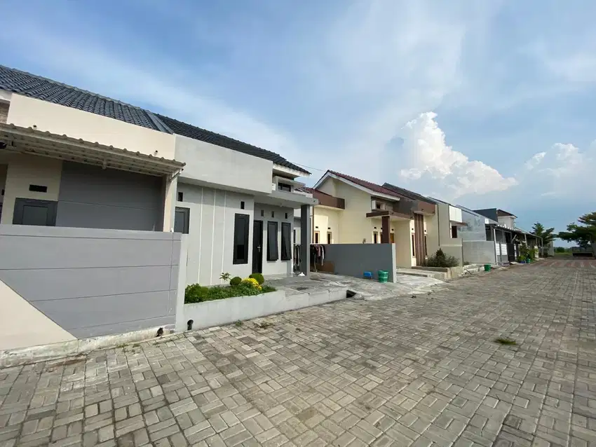 Dijual rumah kawasan perumahan terpadu lokasi strategis